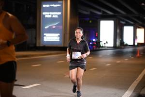 BIB: 1304
                            <button type="button" onclick="openModal(18796945)" class="btn btn-primary btn-sm float-right btn-popup" data-toggle="modal" data-target=".modal-high-quality">
                        <i class="fas fa-shopping-cart"></i> Add to Cart
                    </button>
                                            <button type="button" onclick="isThisMe(18796945, true)" class="btn btn-success btn-sm float-right btn-popup btn-isme hidden" data-toggle="tooltip" data-placement="bottom" title="นี่คือรูปของคุณใช่ไหม คลิกที่นี่เพื่อเอาเข้าอัลบั้ม">
                        <i class="fas fa-plus"></i> Add to album
                    </button>
                    <button type="button" onclick="isThisMe(18796945, false)" class="btn btn-warning btn-sm float-right btn-popup btn-isnotme hidden">
                        <i class="fas fa-ban"></i> Remove from album
                    </button>